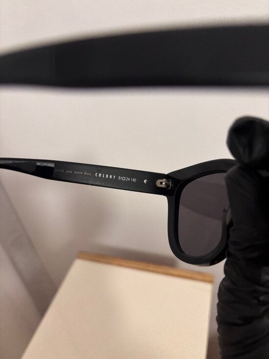Wonderland Colony Black Sunglasses‎ main image 4